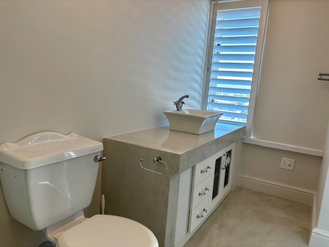 5 Bedroom Property for Sale in Whale Rock Hill Western Cape